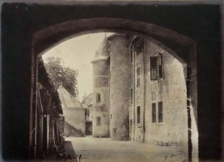 Chateau des comtes de Challes · Château Hôtel Chambéry