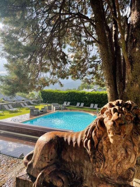 Chateau des comtes de Challes · Hôtel 3 étoiles Chambéry 