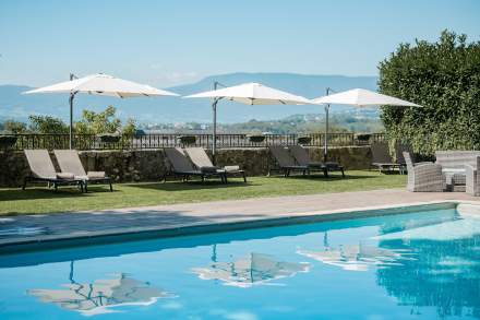Chateau des comtes de Challes · Hôtel Séminaire Challes-les-Eaux, Chambéry